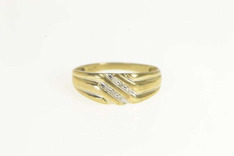 10K Yellow Gold Vintage Diamond Bypass Set Band Ring
