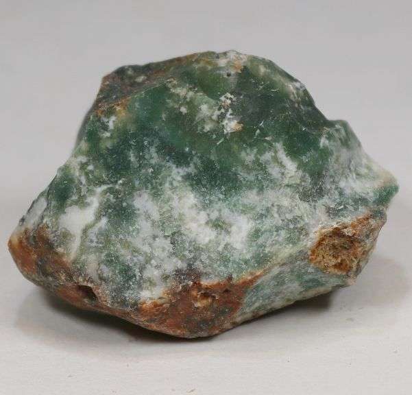 Large 263.65ct green and white Jasper
