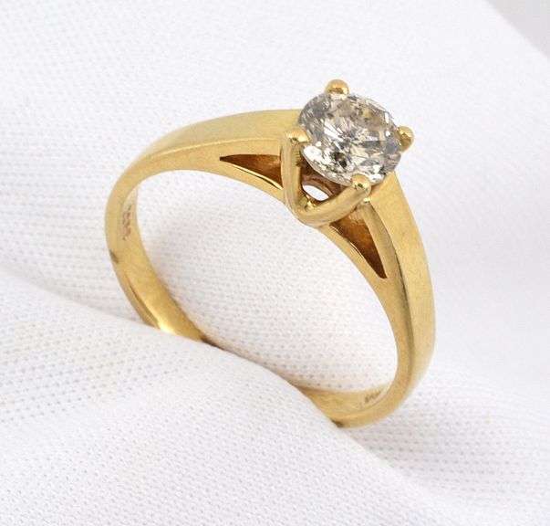 2/3 Carat Champagne Diamond Ring