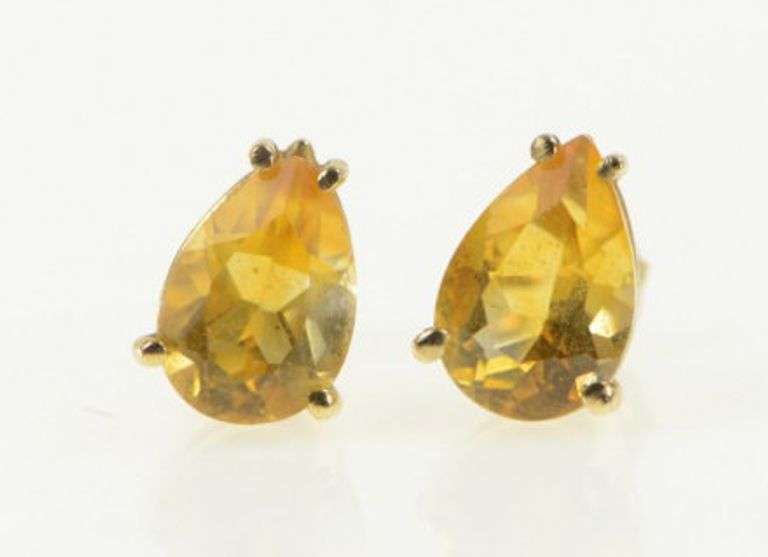 10K Yellow Gold Pear Citrine Solitaire Vintage Classic Stud Earrings