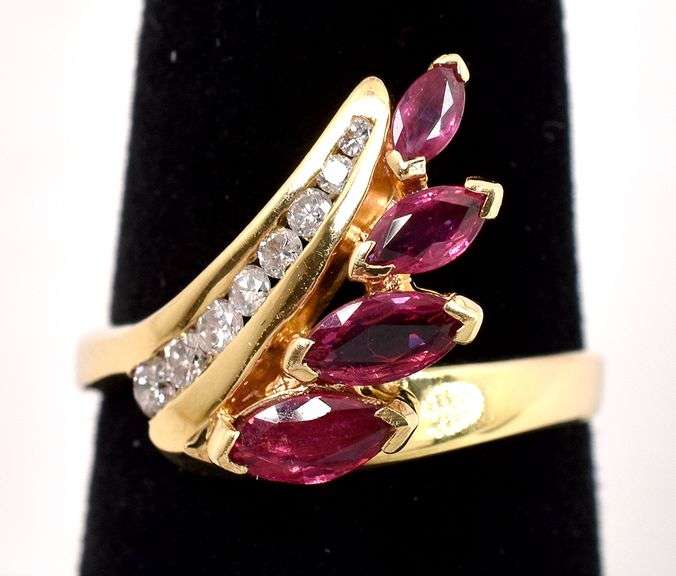 Exquisite Ruby and Diamond Ring in 14K Yellow Gold