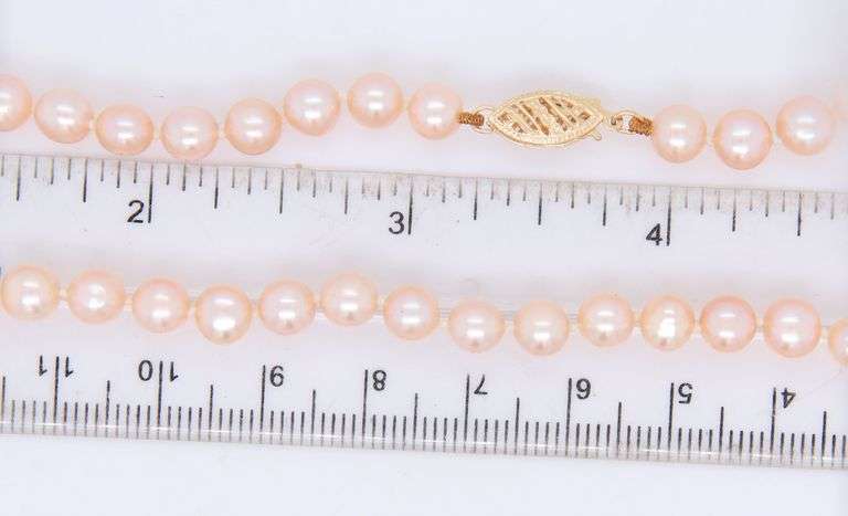 Pink Fresh water Pearl Necklace