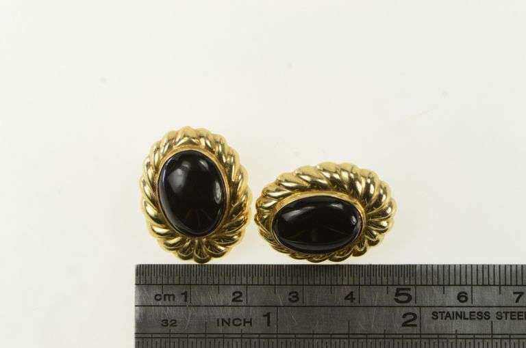 14K Yellow Gold Oval Black Onyx Vintage Scalloped Stud Earrings