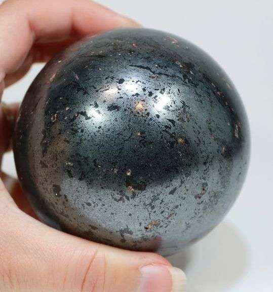 Heavy! 6,315ct Hematite sphere