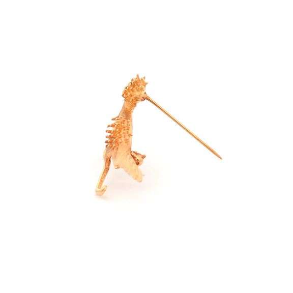 14K Yellow Gold Road Runner Ruby Eyed Retro Speed Symbol Pin/Brooch