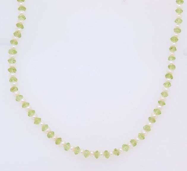 Peridot and Pearl Necklace with Gold Clasp