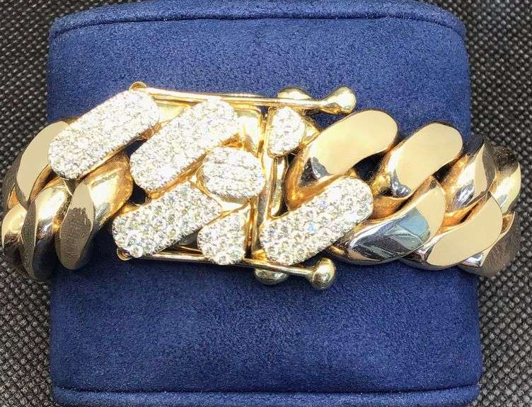 MASSIVE AND IMPRESSIVE 14K CUBAN LINK DIAMOND BRACELET