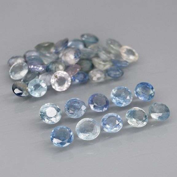 Beautiful 5.58ct 40 piece Ceylon Sapphire set -heated only!