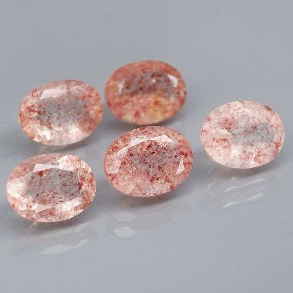 Really cool 5.99ct Strawberry Quartz set