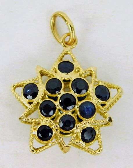 Sparkly 14K Blue Sapphire Puffy Star Pendant