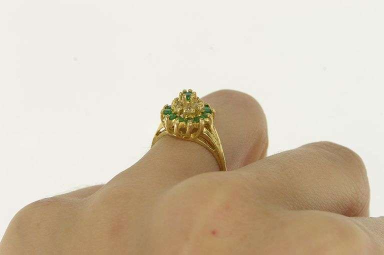 14K Yellow Gold Round Emerald Diamond Halo Round Cluster Ring