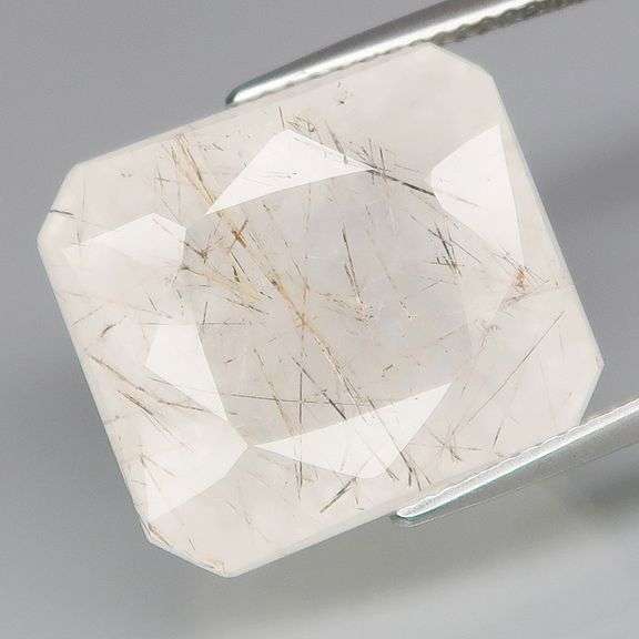 Cool and faceted 22.57ct Brazilian Rutilated Quartz