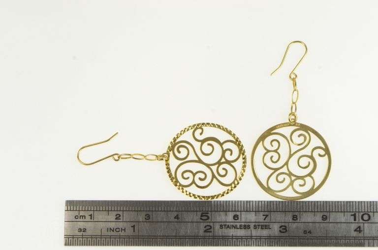 14K Yellow Gold Ornate Scroll Filigree Circle Dangle Earrings