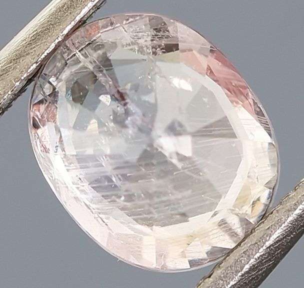 Glittering 1.17ct silver pink sapphire