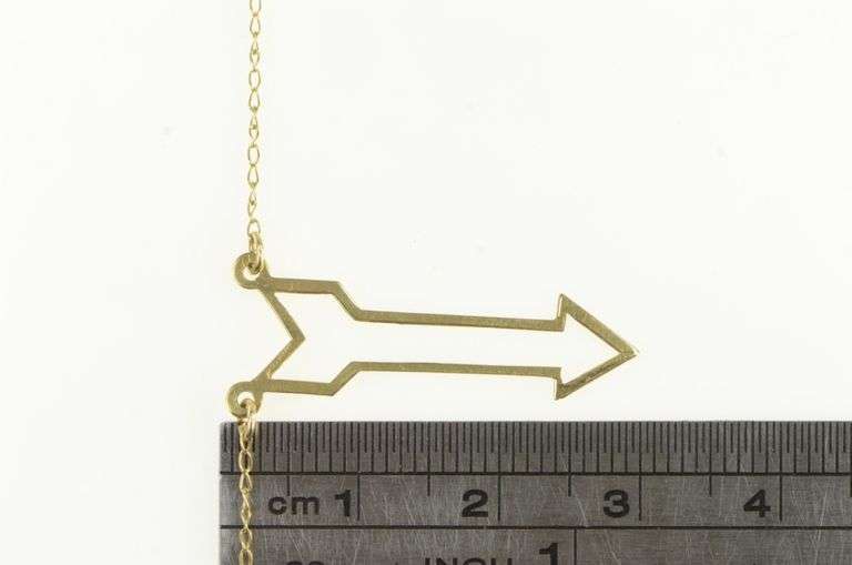 14K Yellow Gold Arrow Symbol Vintage Statement Chain Necklace