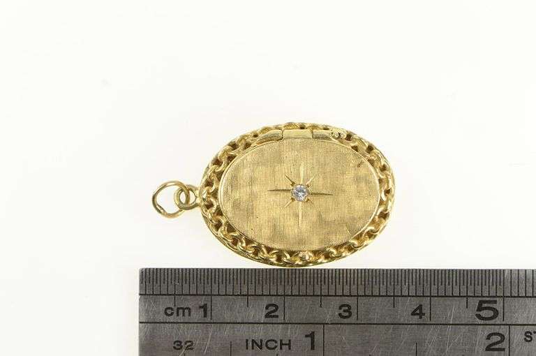 14K Yellow Gold Retro Ornate Diamond Photo Picture Locket Pendant