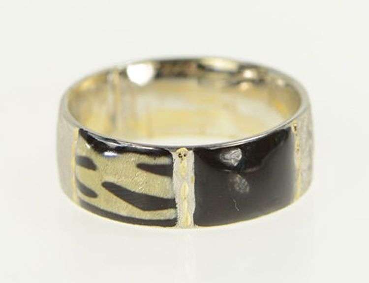14K White Gold Zebra Enamel Textured Statement Band Ring