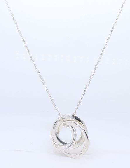 Tiffany & Co Triple Interlocking Circle Necklace