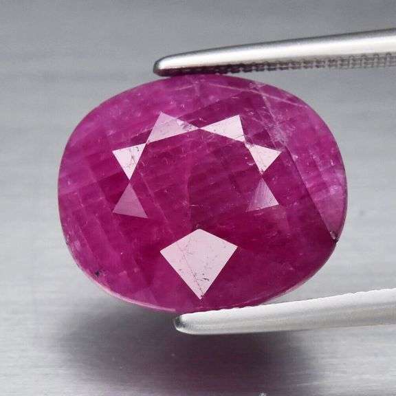 Stunning 7.87ct violet red unheated Ruby