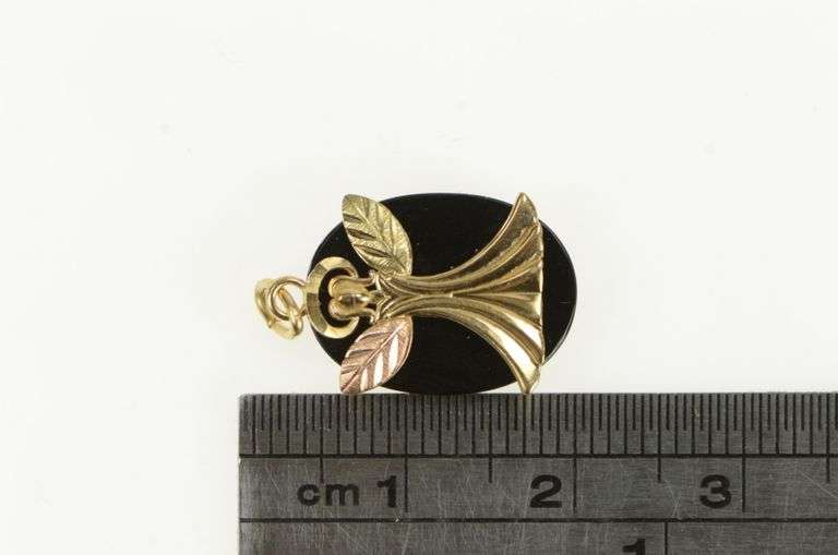 10K Yellow Gold Oval Black Hills Leaf Angel Onyx Statement Pendant