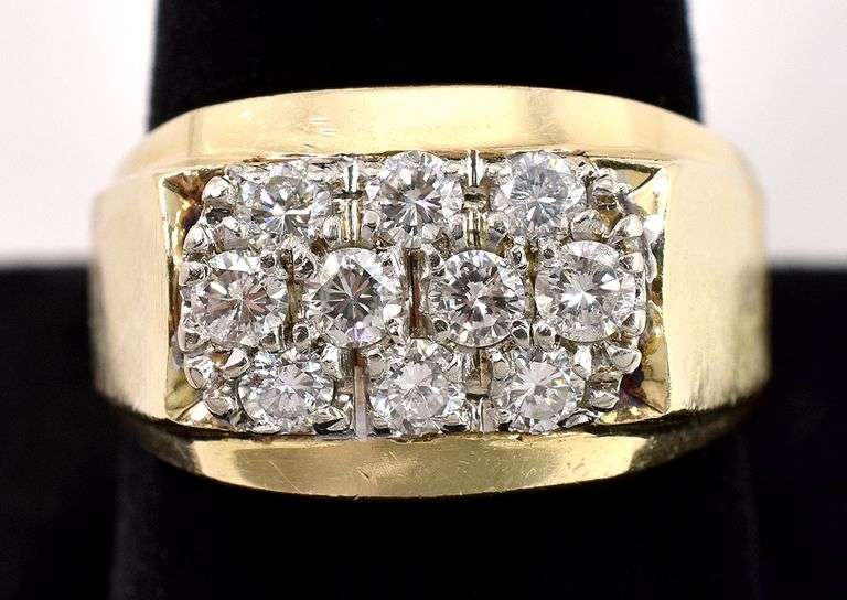 Glorious Diamond Men's Ring in 14K Yellow Gold