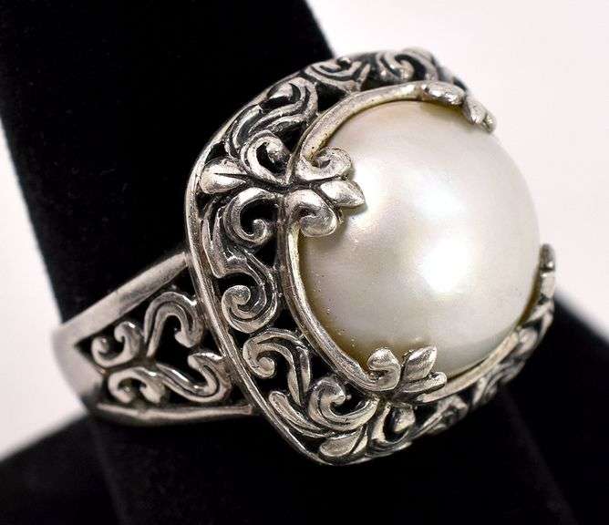 Mother of Pearl Ring in Sterling Silver