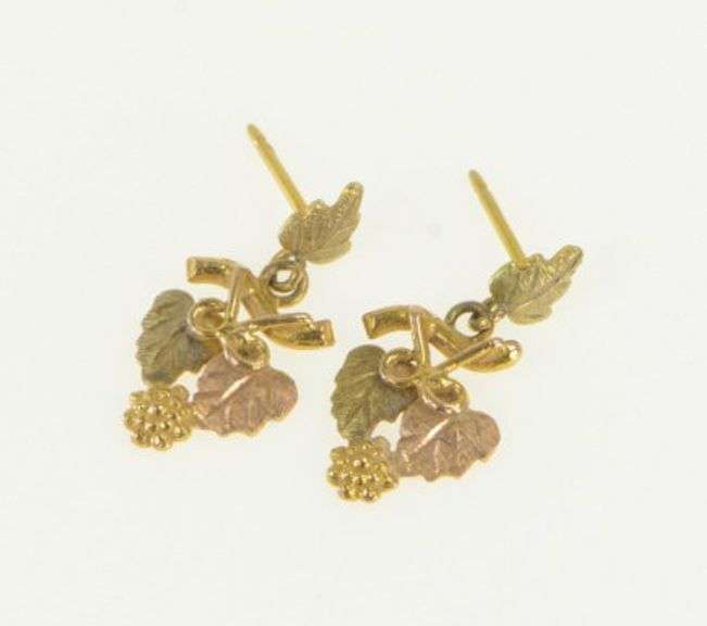 10K Yellow Gold Black Hills Gold Leaf Textured Dangle Earrings