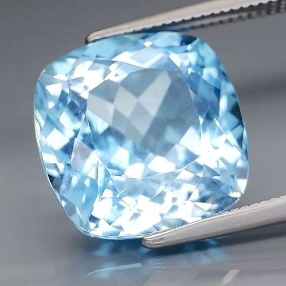 Fantastic 10.30ct cushion cut sky blue Topaz