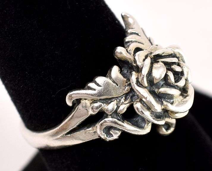 Rose Ring in Sterling Silver