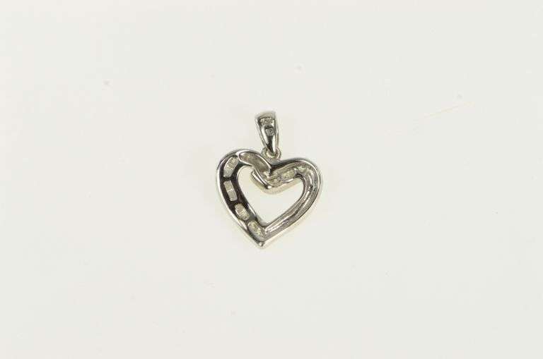 10K White Gold Diamond Classic Heart Love Symbol Pendant
