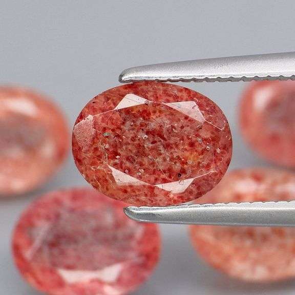 Stunning 6.05ct faceted Strawberry Quartz