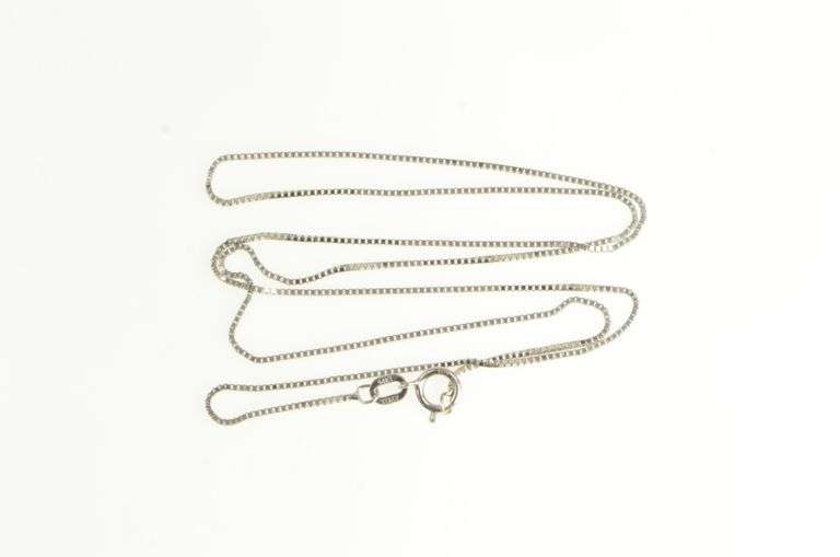14K White Gold 0.7mm Box Chain Classic Vintage Link Necklace