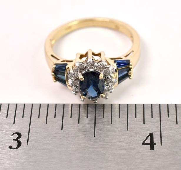 Alluring Blue Sapphire and Diamond Ring in 14K Yellow Gold