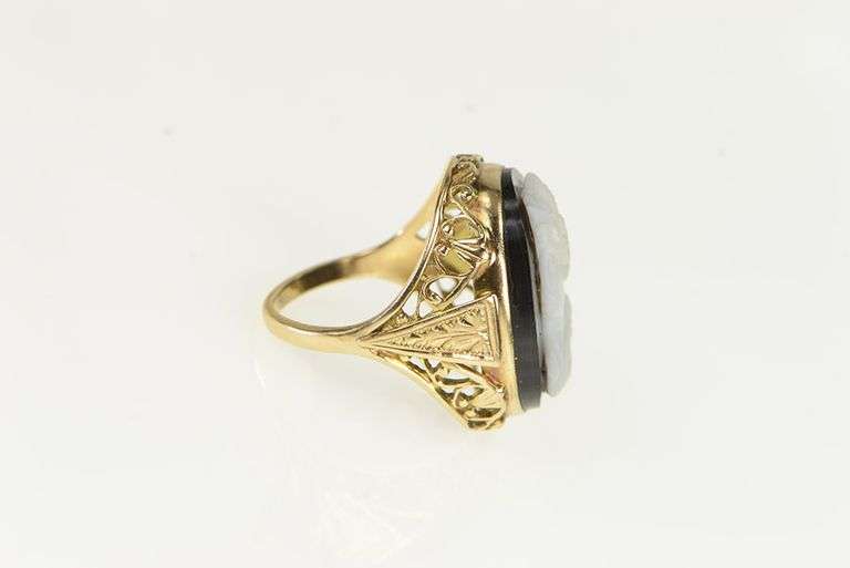 10K Yellow Gold Black White Onyx Stone Cameo Vintage Ring