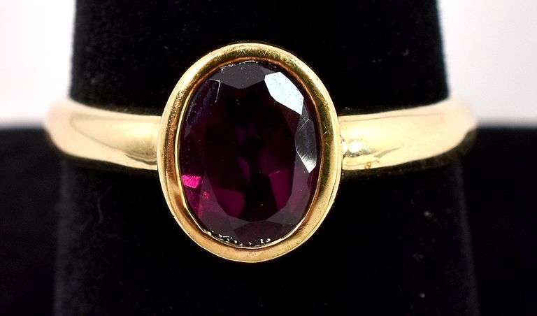 Adoring Rhodolite Garnet Ring In Yellow Gold