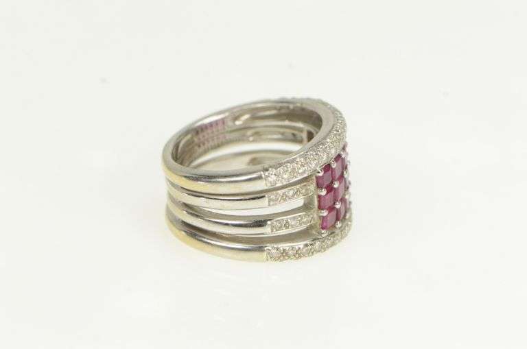 18K White Gold 2.50 Ctw Natural Ruby Diamond Cluster Layer Ring