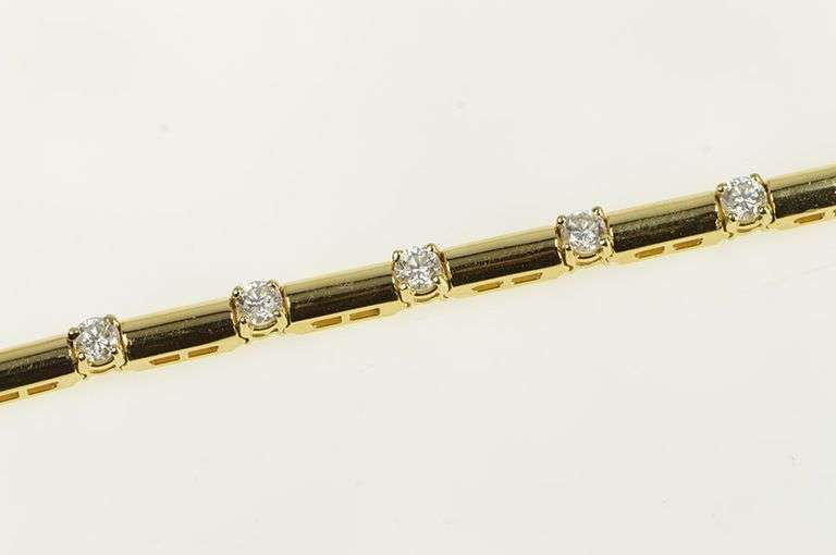 14K Yellow Gold 2.60 Ctw Round Diamond Bar Link Statement Bracelet