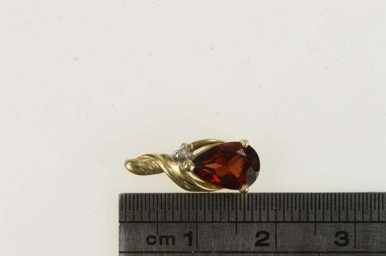 10K Yellow Gold Pear Garnet Diamond Accent Vintage Pendant