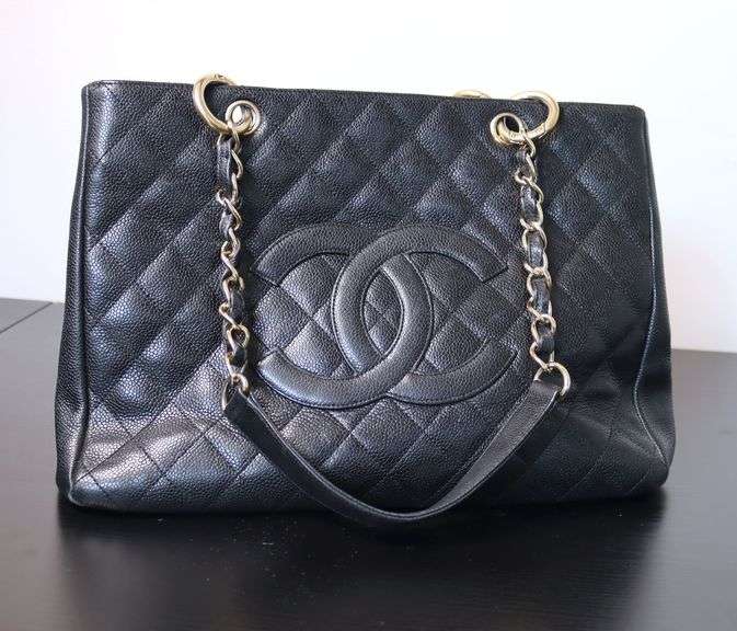 Chanel Caviar Grand Shopping Tote Bag