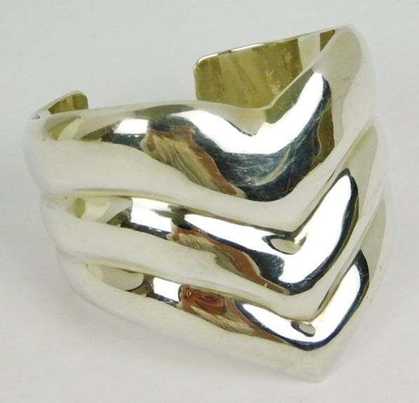 Vintage Los Ballesteros Mexico Sterling Wide Cuff