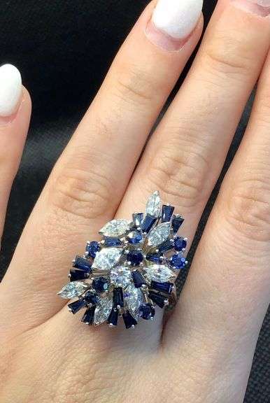 DIAMOND AND SAPPHIRE CLUSTER RING SET IN GORGEOUS 18K WHITE GOLD