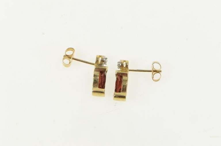 10K Yellow Gold Oval Garnet Diamond Accent Vintage Stud Earrings