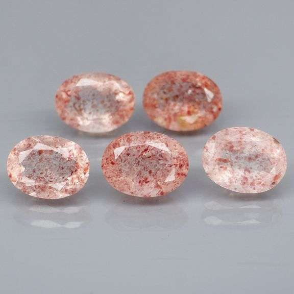 Really cool 5.99ct Strawberry Quartz set
