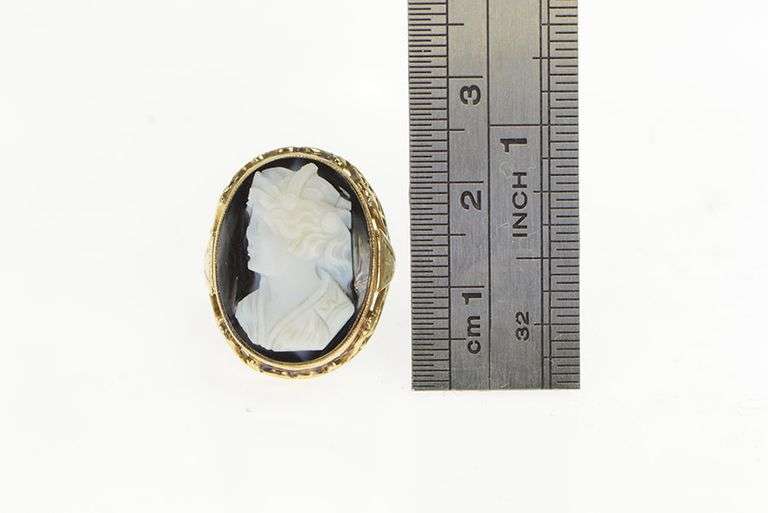 10K Yellow Gold Black White Onyx Stone Cameo Vintage Ring