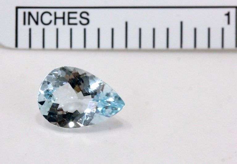 Graceful Natural Aquamarine - 1.25 cts.