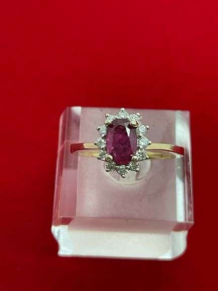 LADIES 14K GOLD DIAMOND AND RUBY RING