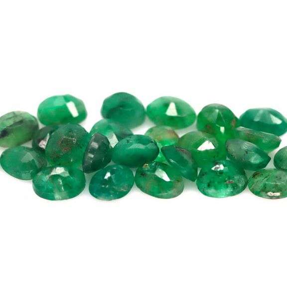 Classic emerald green 8.37ct Zambian Emerald set