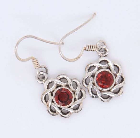 925 Sterling Silver Garnet Faceted Beads Necklace and Dangle Earrings