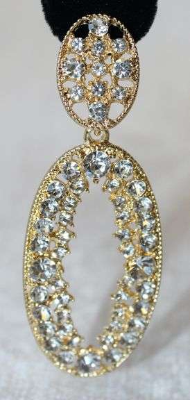 A Very Sexy  Fashion  Design Earrings