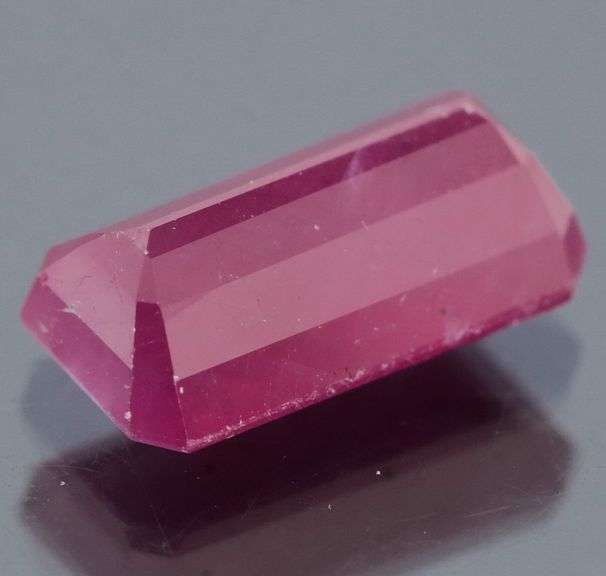 Stunning violet red 3.38ct unheated Winza Ruby